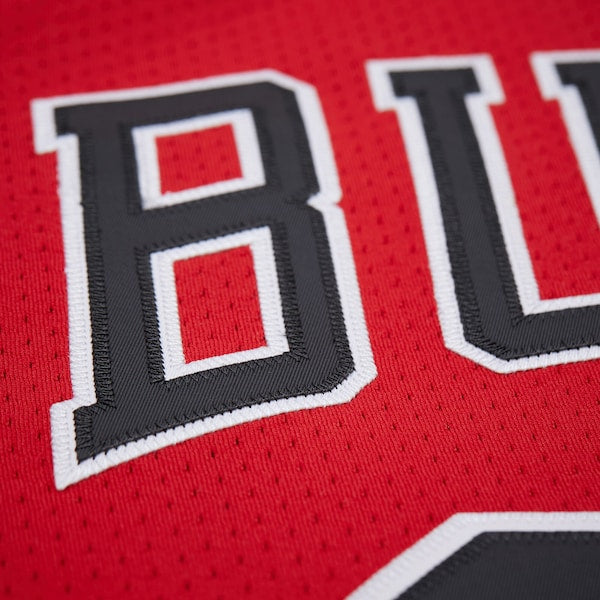 Michael Jordan Chicago Bulls  1996/97 Throwback Authentic Jersey - Red