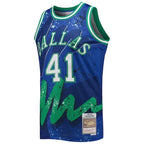 Dirk Nowitzki Dallas Mavericks Hardwood Classics 1998/99 Hyper Hoops Swingman Jersey - Blue