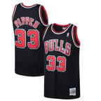 Scottie Pippen Chicago Bulls  1997/98 Hardwood Classics Swingman Jersey - Black/White