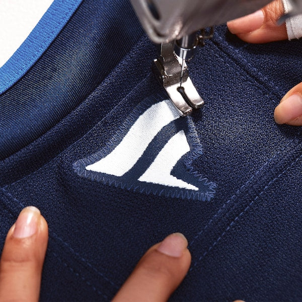 Winnipeg Jets  Home Authentic Pro Jersey - Navy