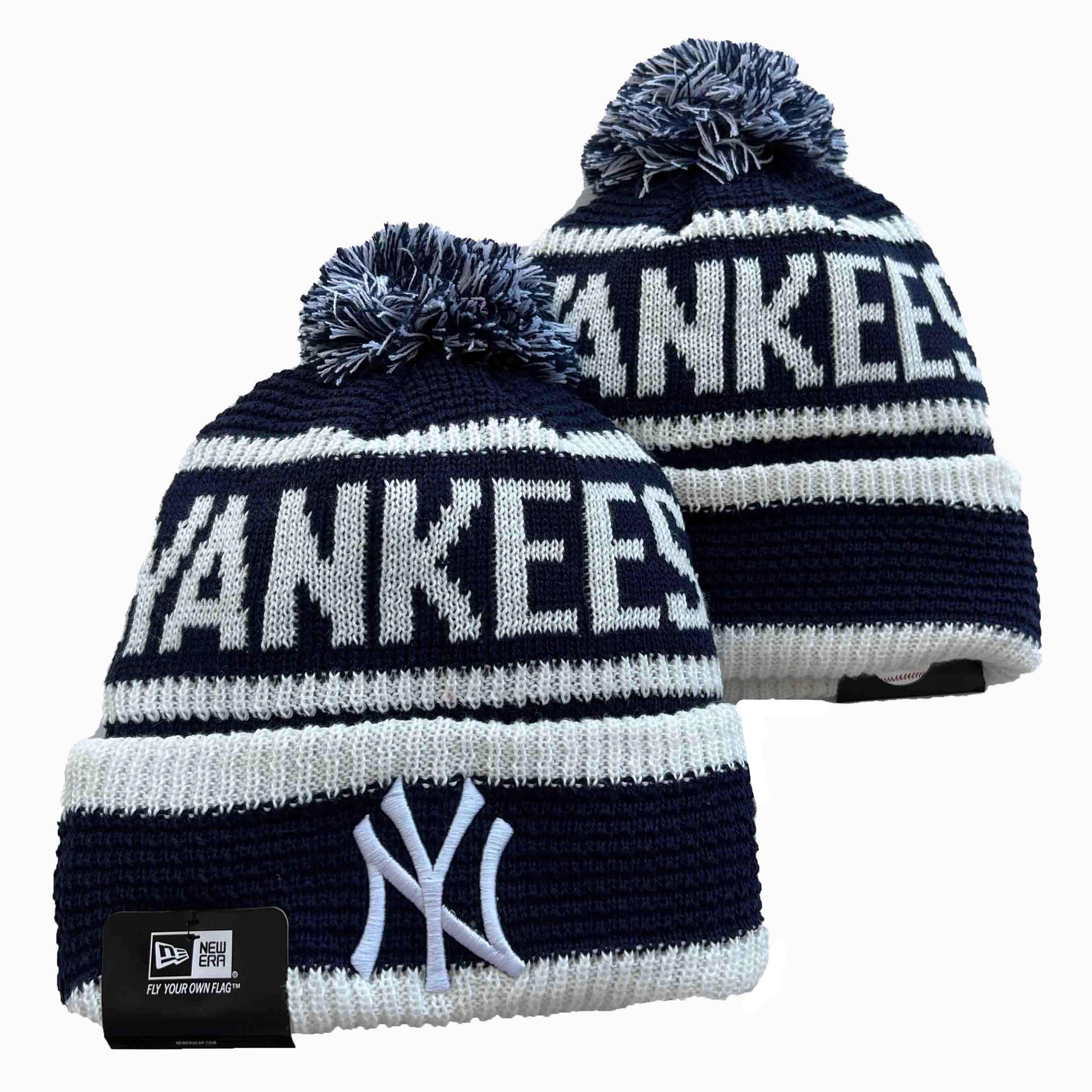 NEW YORK YANKEES KNIT HAT
