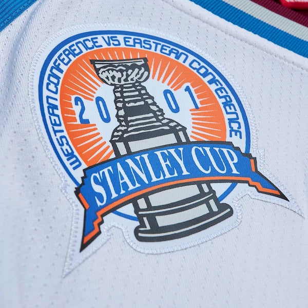 Patrick Roy Colorado Avalanche  2000/01 Blue Line Player Jersey - White