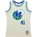 Dirk Nowitzki Dallas Mavericks Chainstitch Swingman Jersey - Cream