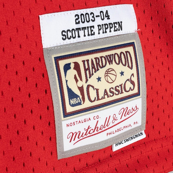 Scottie Pippen Chicago Bulls  Hardwood Classics 2003-04 Swingman Jersey - Red
