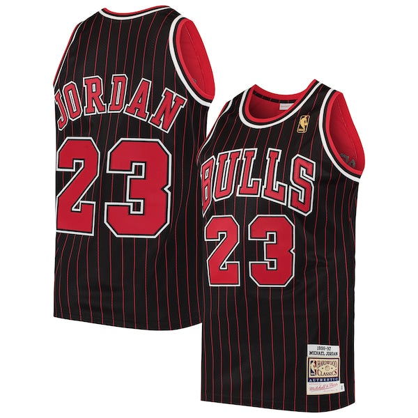 Michael Jordan Chicago Bulls 1996/97 Hardwood Classics Authentic Jersey - Black