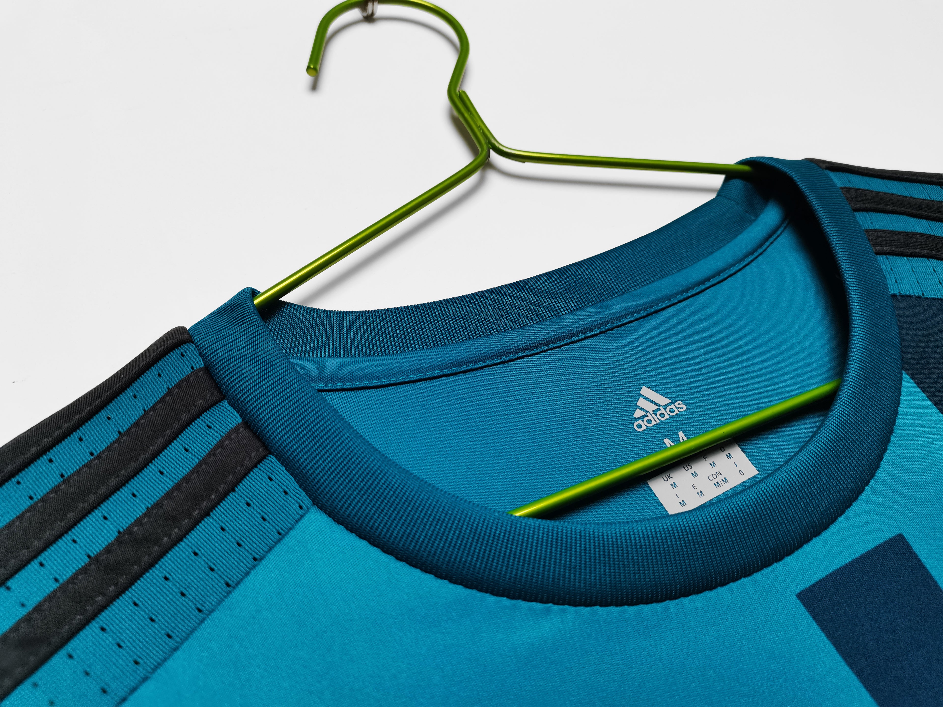 Los Merengues 2017-18 Away Vintage Jersey