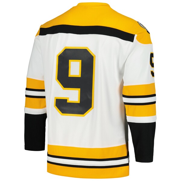 Johnny Bucyk Boston Bruins  1973/74 Blue Line Player Jersey - White
