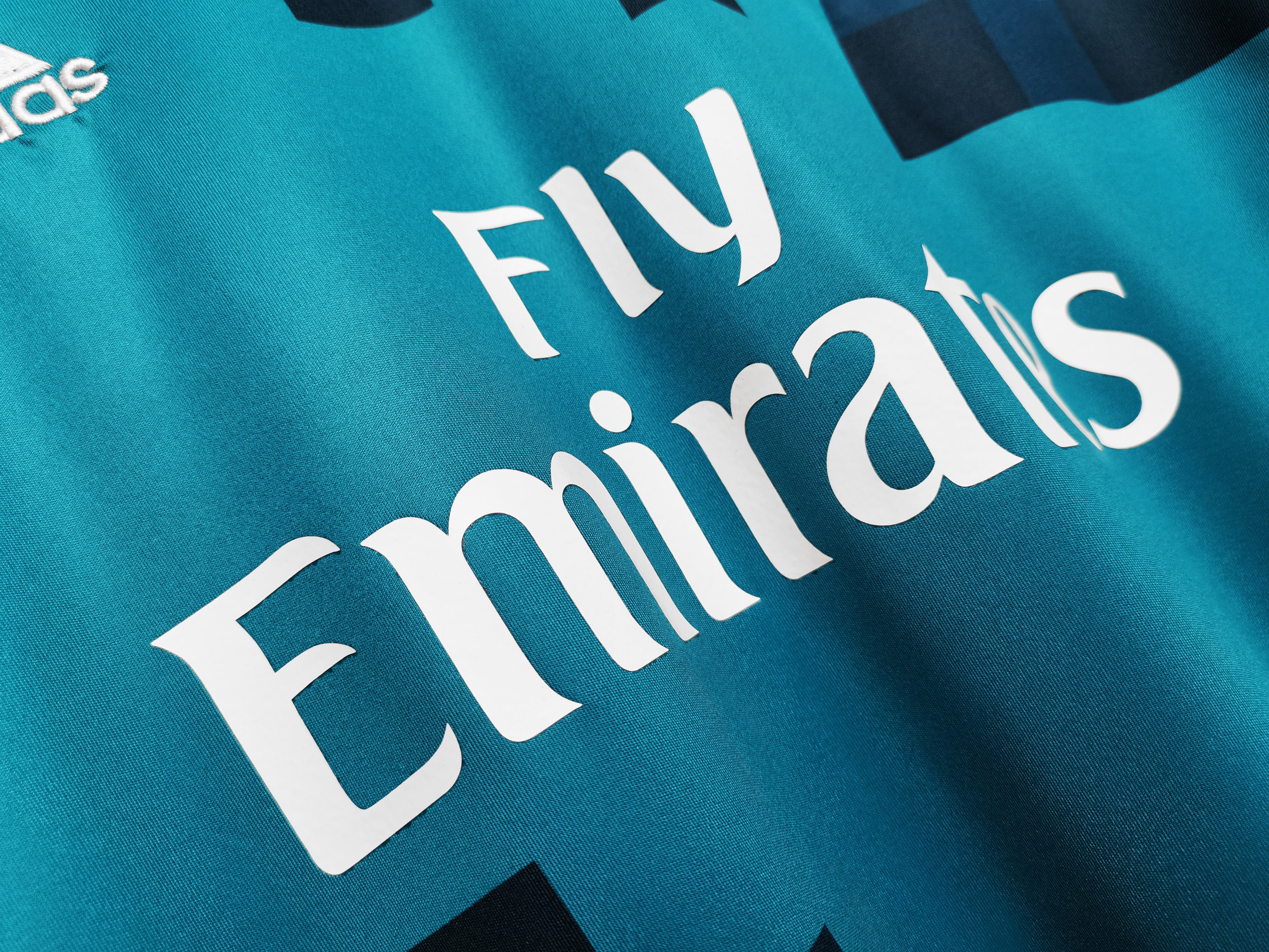 Los Merengues 2017-18 Away Vintage Jersey