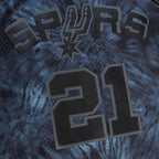 Tim Duncan San Antonio Spurs Hardwood Classics 1998/99 Tie-Dye Swingman Jersey - Black