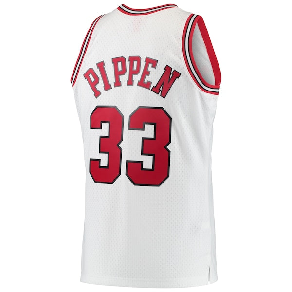 Scottie Pippen Chicago Bulls  Hardwood Classics Swingman Jersey - White/Black